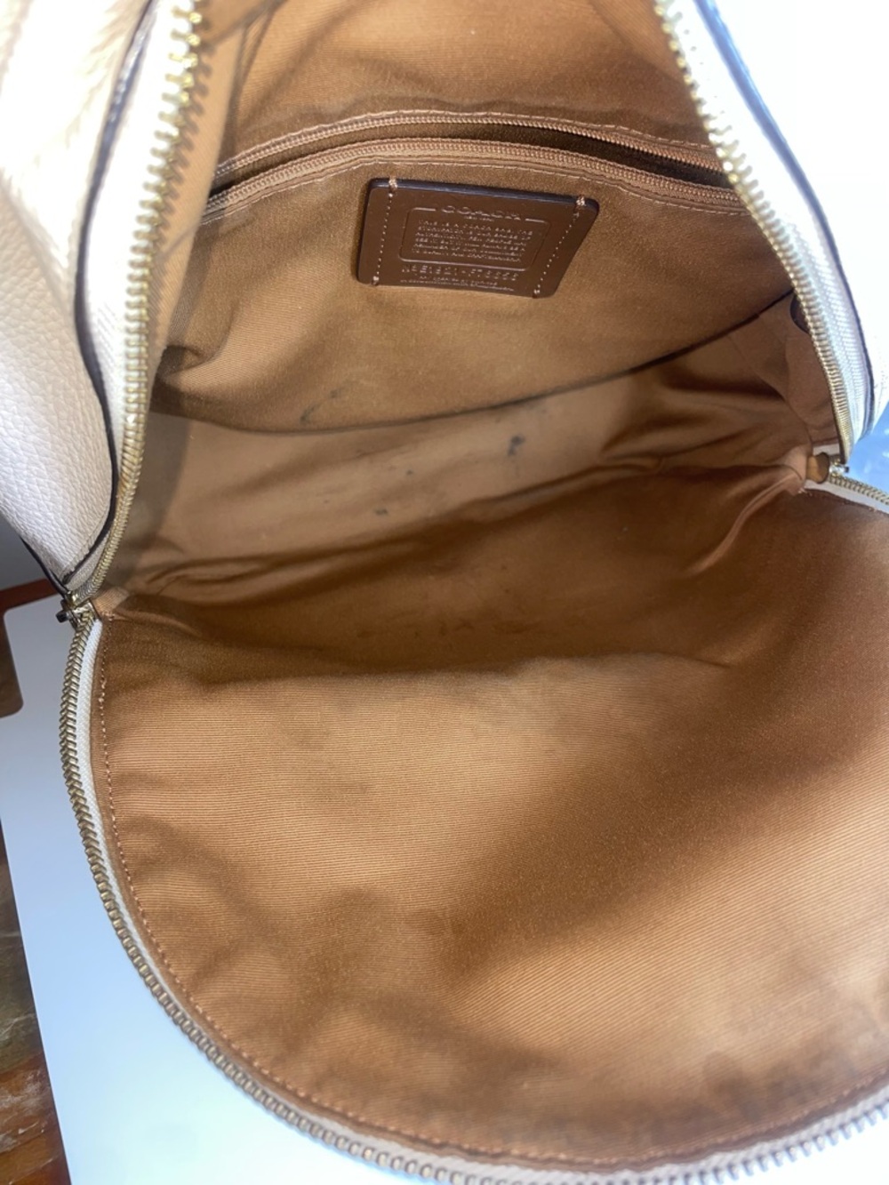 Coach Limited Edition Vandal Gummy Bear Backpack - Picture 2 of 12